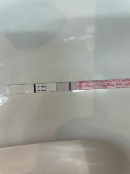 Line eyes please! Am I going mad? 9DPO