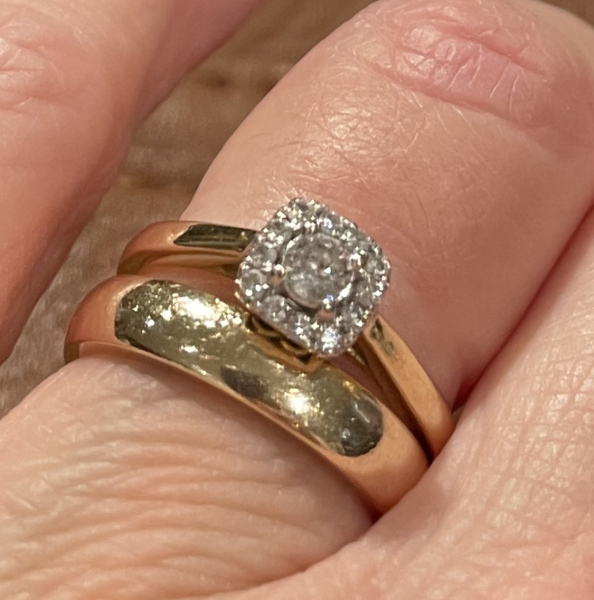 Can I have a look at your engagement rings?