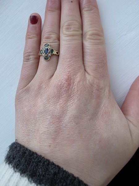 Can I have a look at your engagement rings?