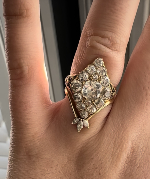 Can I have a look at your engagement rings?