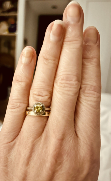 Can I have a look at your engagement rings?