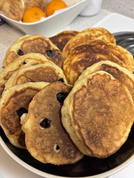 Come and tell us your dull and unexciting news 32: Calmly through the day