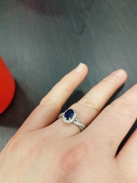 Can I have a look at your engagement rings?