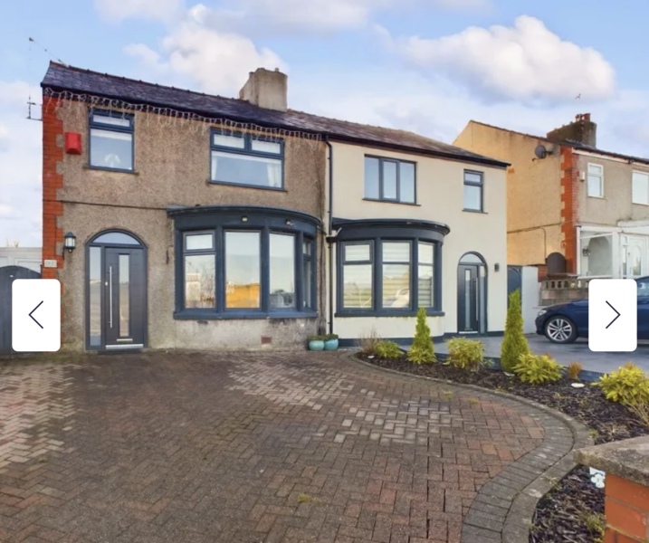 Anthracite grey or white window