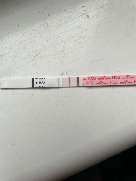 Line eyes please! Am I going mad? 9DPO