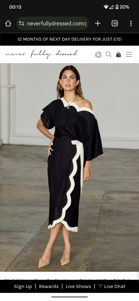 Are skirt suits not a thing any more? Help!