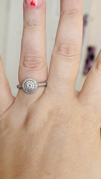 Can I have a look at your engagement rings?