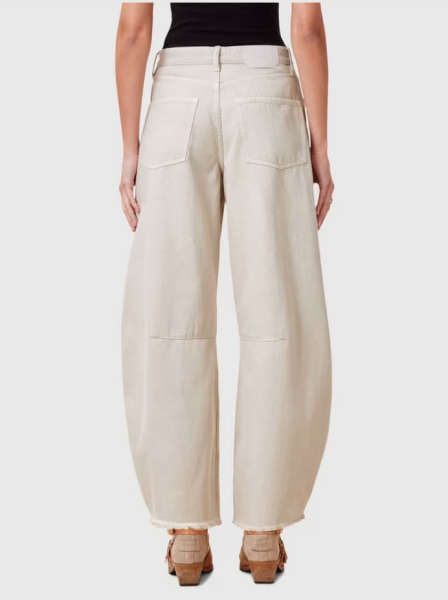 Barrel style jeans - wtf?