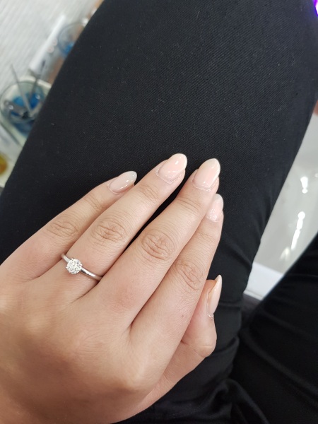 Can I have a look at your engagement rings?