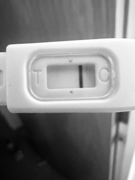 Shadow/faint line 10dpo