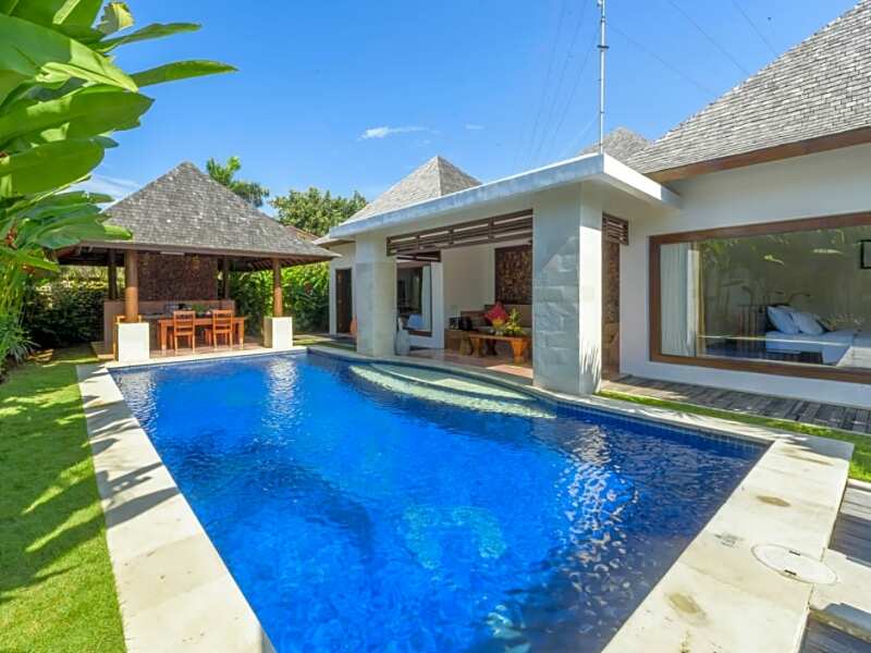 Mum and adult daughter holiday somewhere lovely and warm in March for a celebration..?