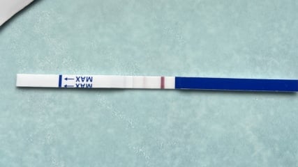 V faint tests 10dpo, no darker at 11dpo