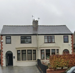 Anthracite grey or white window