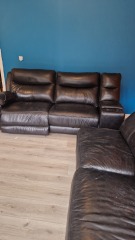 Help me with my living room again 😩