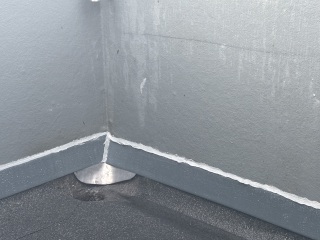 How can i make it look less ugly?