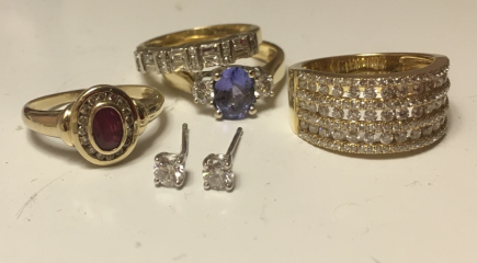 Can I have a look at your engagement rings?