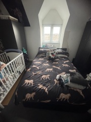 Only way the bed can be placed.