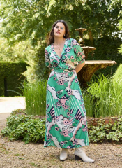 Summer dress recommendations - classy understated size 18 / tall