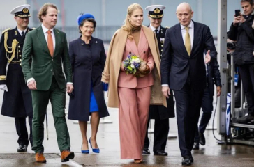 Royal Style: Take the Tiaras out of The Vault! Sparkles aren't just for Christmas!