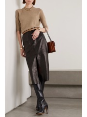sexy but understated outfit for rare weekend away