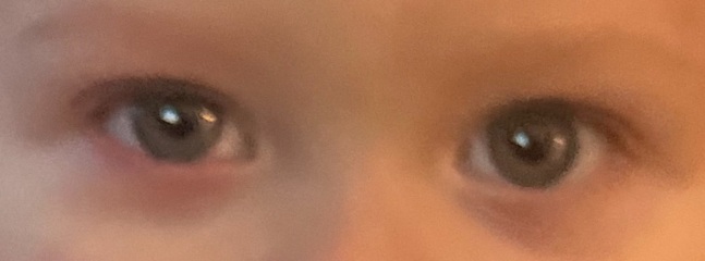 What colour eyes?