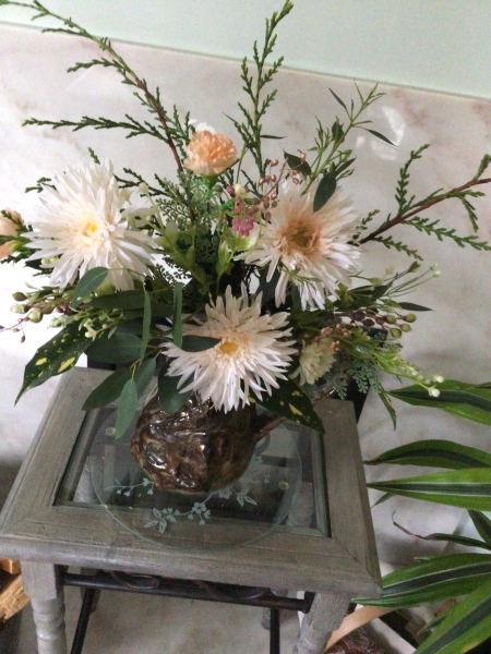 Are there any nice artificial flowers for quick delivery ?
