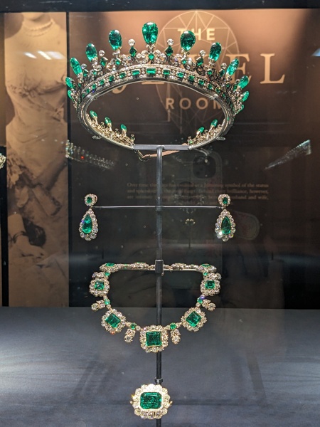 Royal Style: Take the Tiaras out of The Vault! Sparkles aren't just for Christmas!