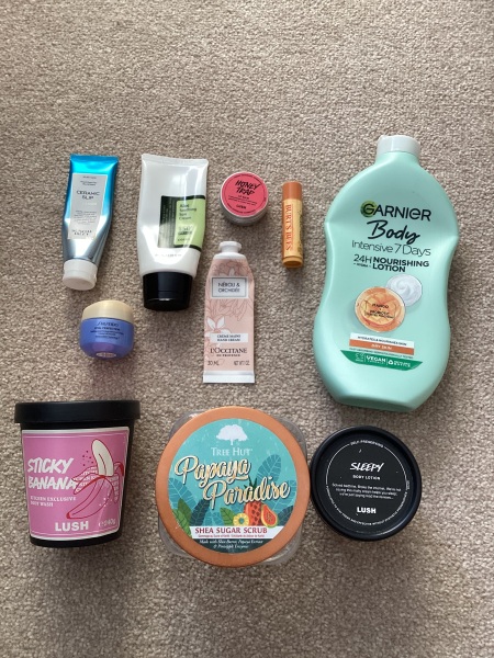 Tempted by beauty treats? Addicted to buying beauty products? Is your collection bursting with favourites? Join fellow beauty lovers in this supportive group!