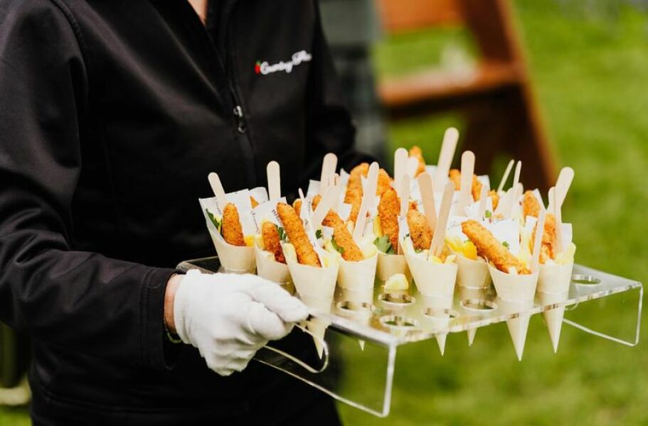 Do people expect food after dinner at wedding?