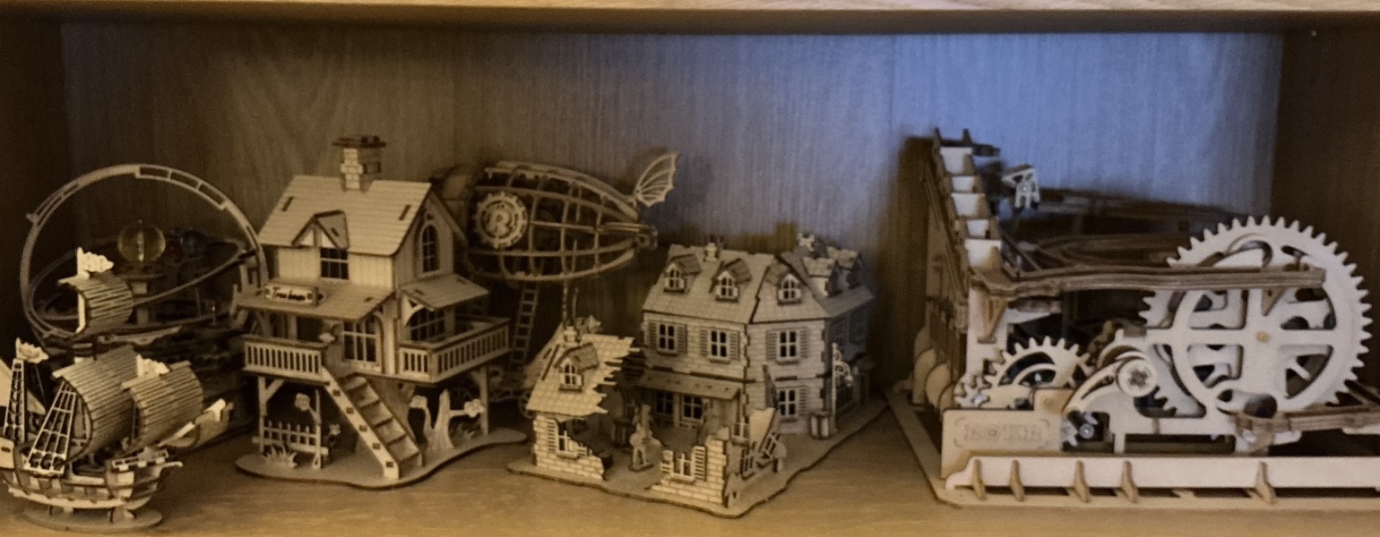 Come and tell us your dull and unexciting news 33: Calmly through the day