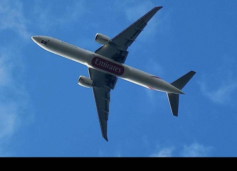 Anyone lived near an airport/close to runway