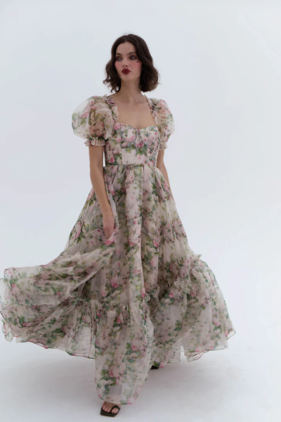 Help me find a stunning, head turning dress!