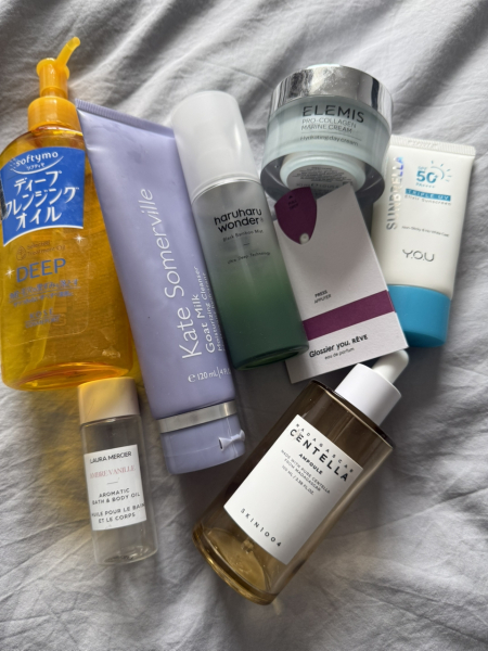 Tempted by beauty treats? Addicted to buying beauty products? Is your collection bursting with favourites? Join fellow beauty lovers in this supportive group!