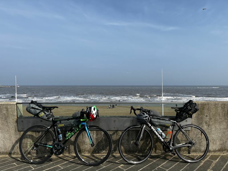 How can I be a more organised flyer?