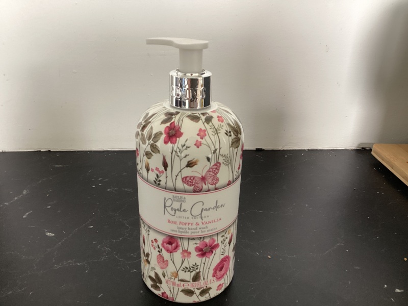 Can’t use a flipping hand wash bottle! 😳😳