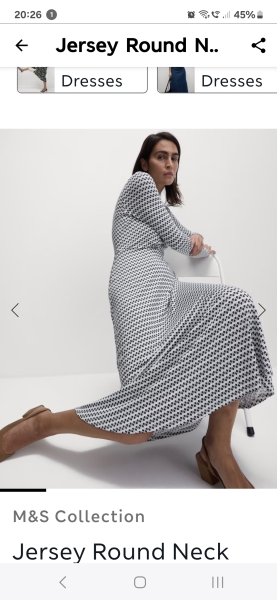 What shoes/boots would you wear with this dress please?