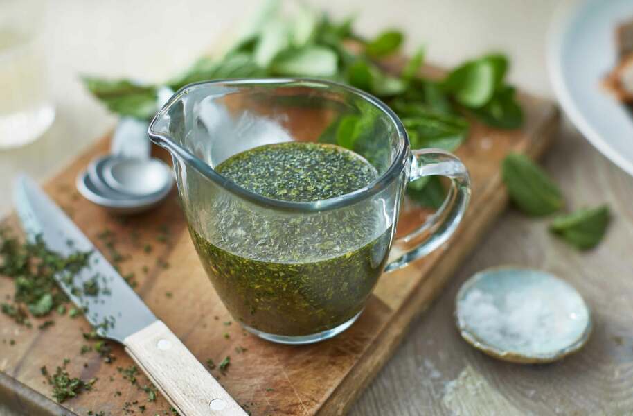 The Bluestocking - where Spring has sprung and the grass is riz.