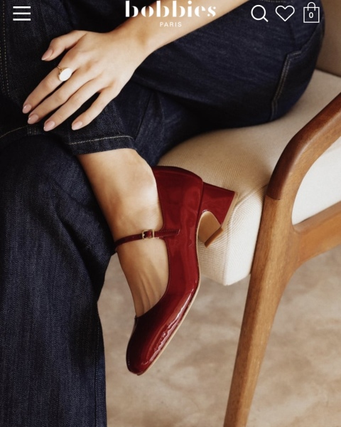 Les Parisiennes des Mamansnet: It's French charm, you know, beheaded people, red wine and blood all over the place - it's romantic, it's normal.