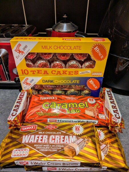 The Bluestocking - where Spring has sprung and the grass is riz.