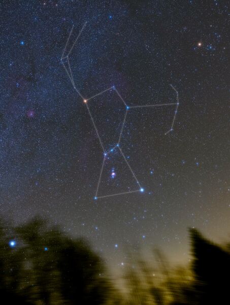 Can anyone else see weird star tonight?