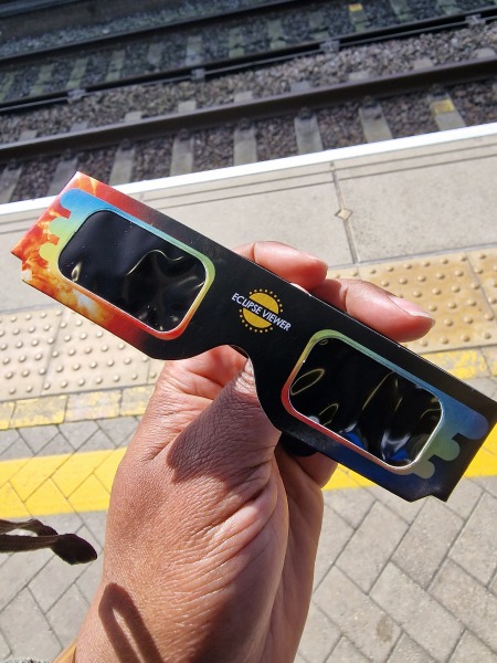 Partial solar eclipse TODAY (29th March - ignore other thread, got the wrong day!)