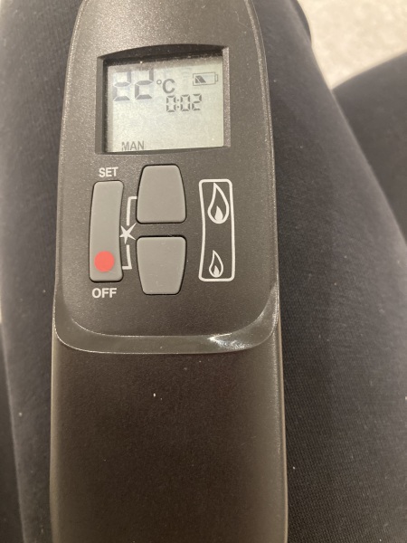 Has anyone got a fire that works with a remote like this and can help?! (Pic attached). Very stressed as due to go away in the morning…