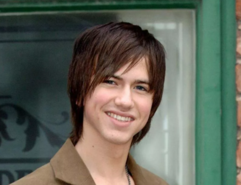 Classic Corrie Thread.  Now in September 2004.