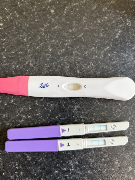 Ovulation lh lines confusing- pictures attached