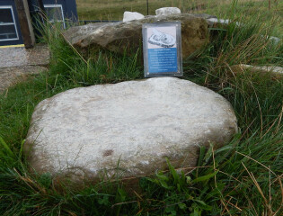 Thread 16 - TalkLair: "Well, I'm not exactly quaking in my stylish-yet-affordable boots, but there's definitely something unnatural going on here."