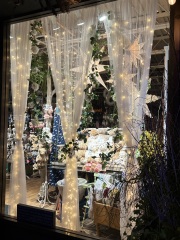 Come and tell us your dull and unexciting news 33: Calmly through the day