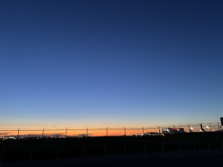 Come and tell us your dull and unexciting news 33: Calmly through the day