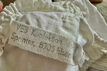 Can anyone figure out what this says?