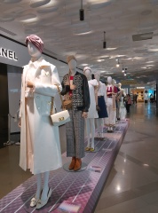 How to spend my free day in PARIS?