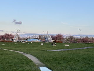 Come and tell us your dull and unexciting news 33: Calmly through the day